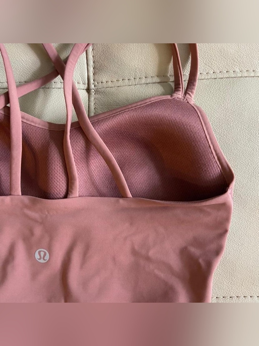Lululemon like a cloud sports bra